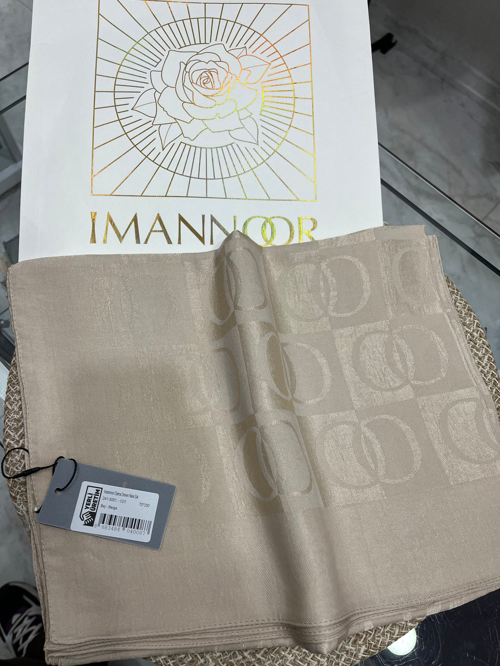 Imannoor Naia Şal Bej