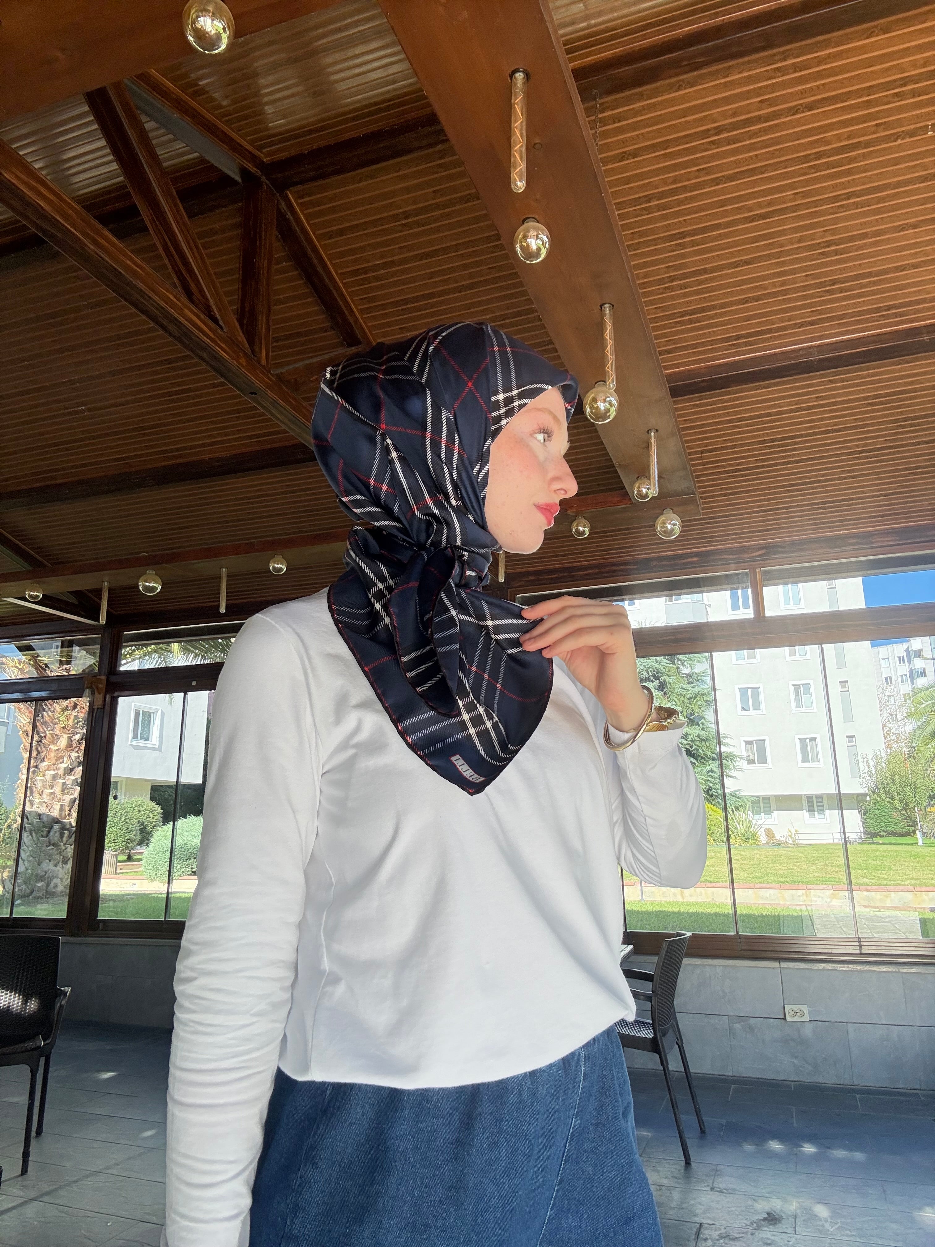 Belli 2025 Yaz Sezonu Twill İpek Eşarp