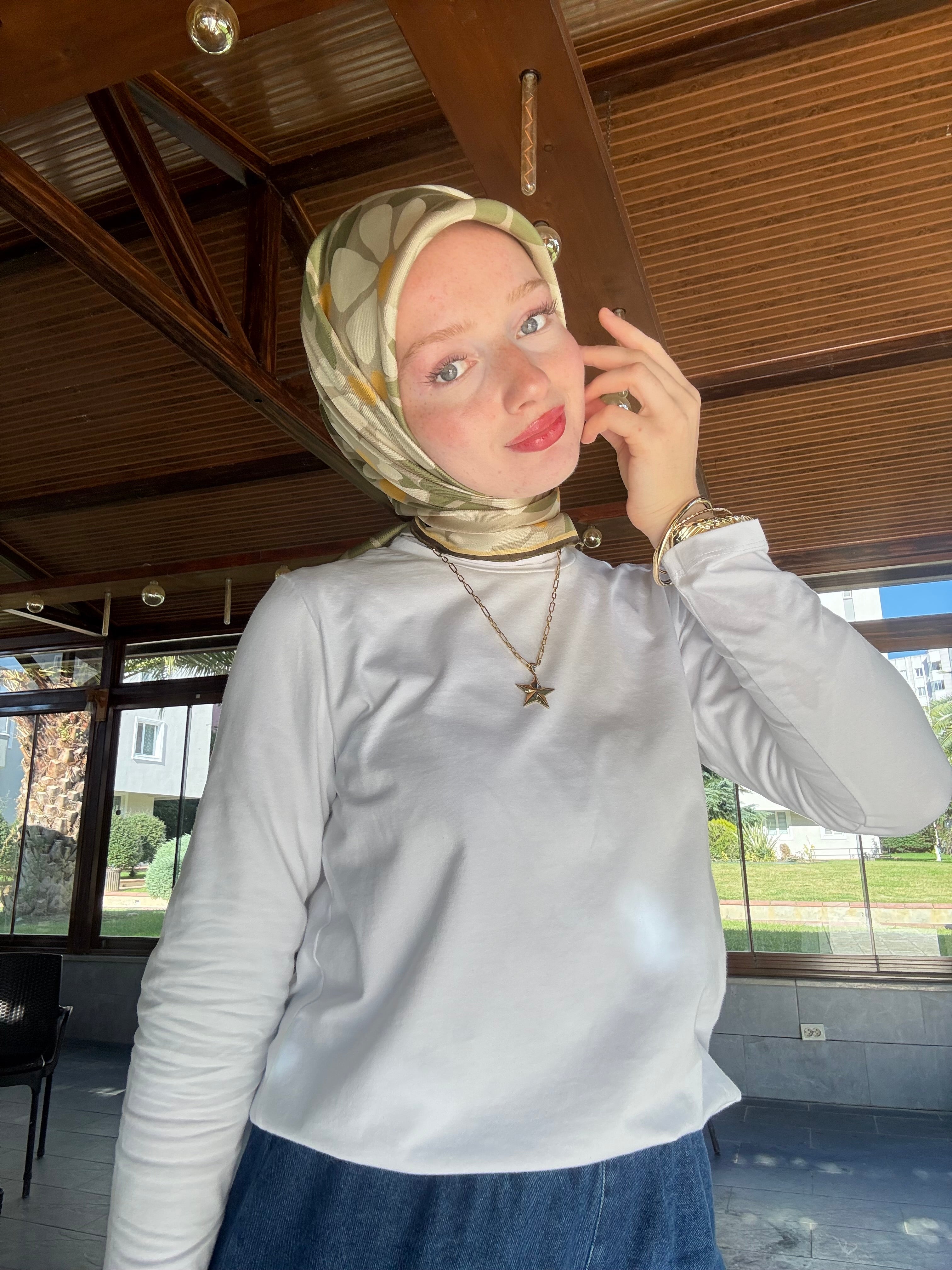 Belli Nostalji Twill İpek Eşarp Yeşil-Bej