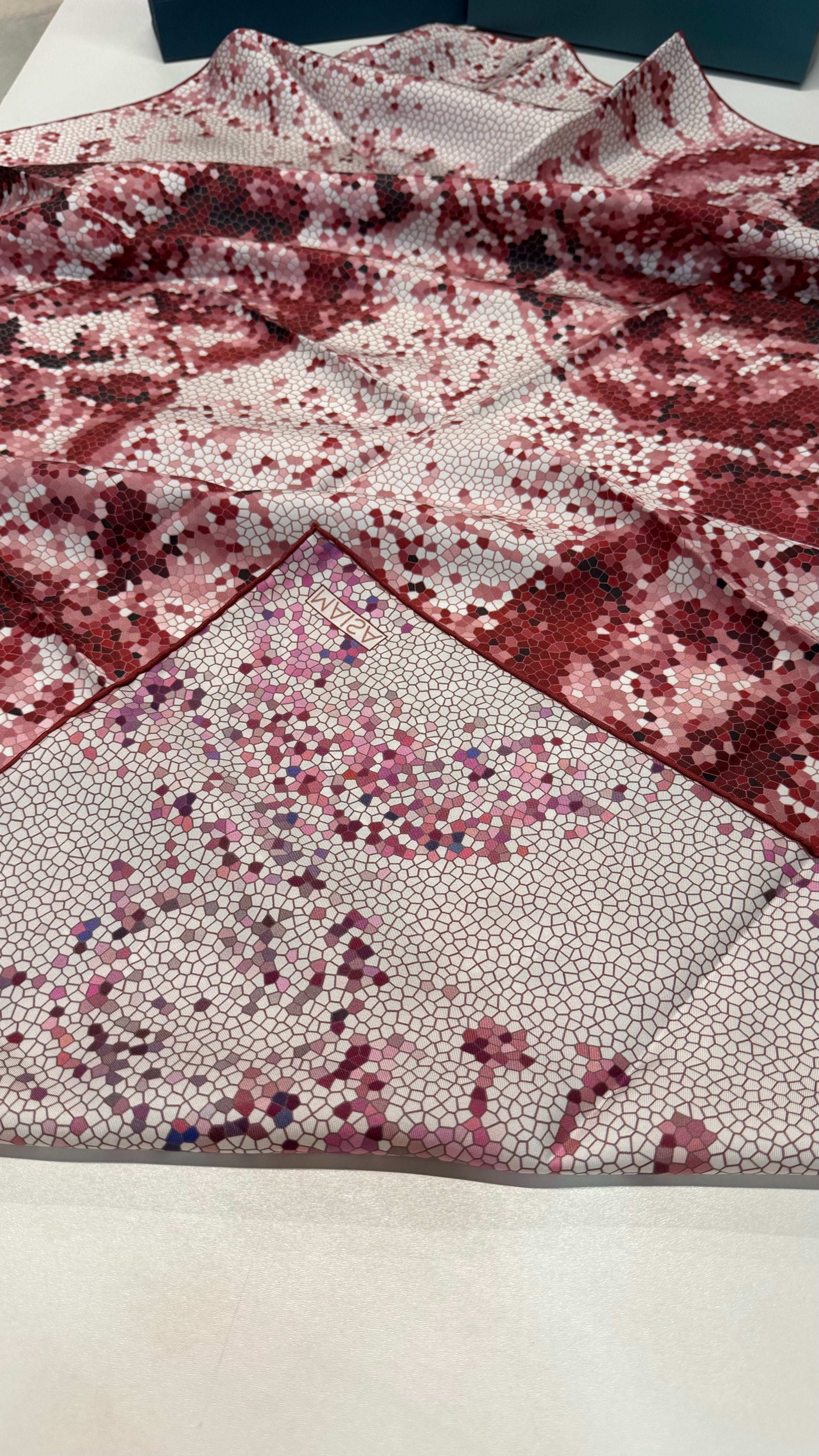 Su Masalı Çift Taraflı Twill İpek Eşarp Gül Kurusu