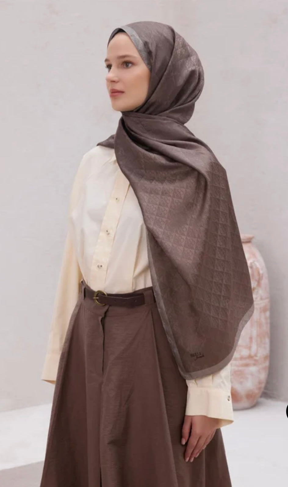 Jakar Monogram Logo Desen Açık Kahve Şal
