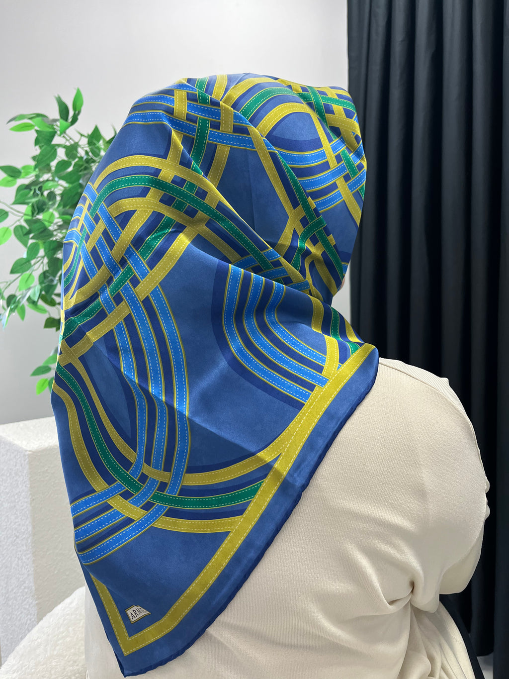 Armine 2025 Yaz Sezonu Twill İpek Eşarp Kot Mavi