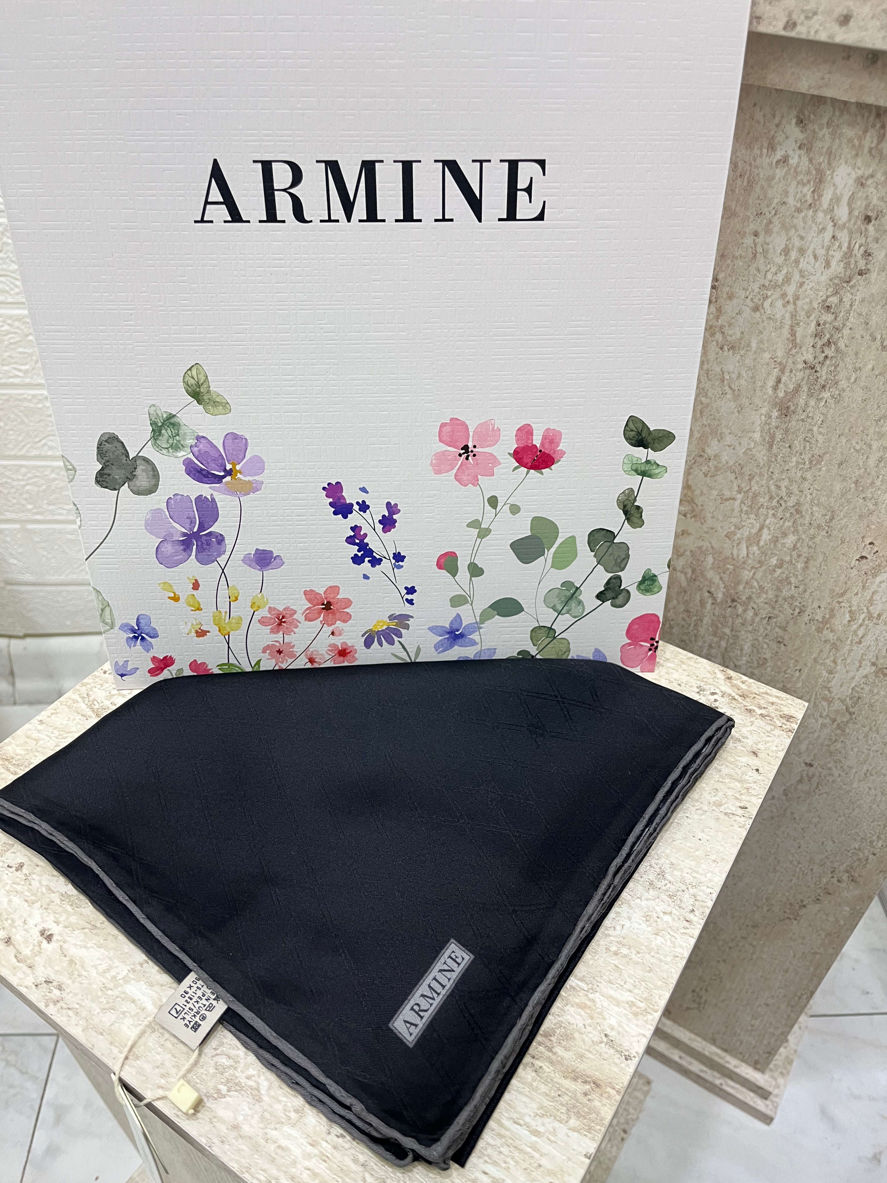 Armine Jakar Twill İpek Siyah