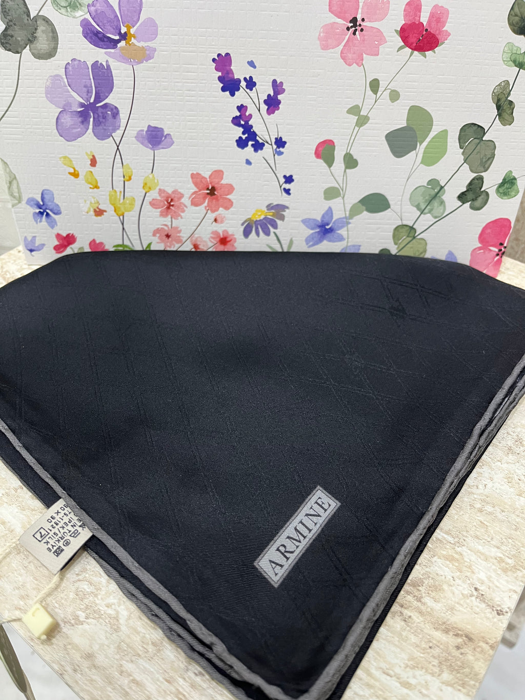 Armine Jakar Twill İpek Siyah