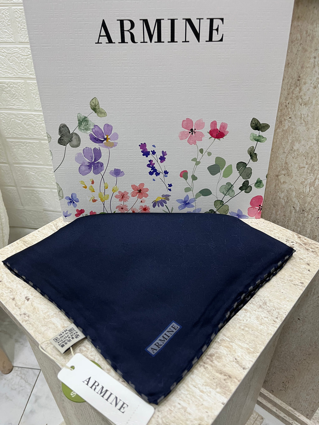 Armine Jakar Twill İpek Lacivert