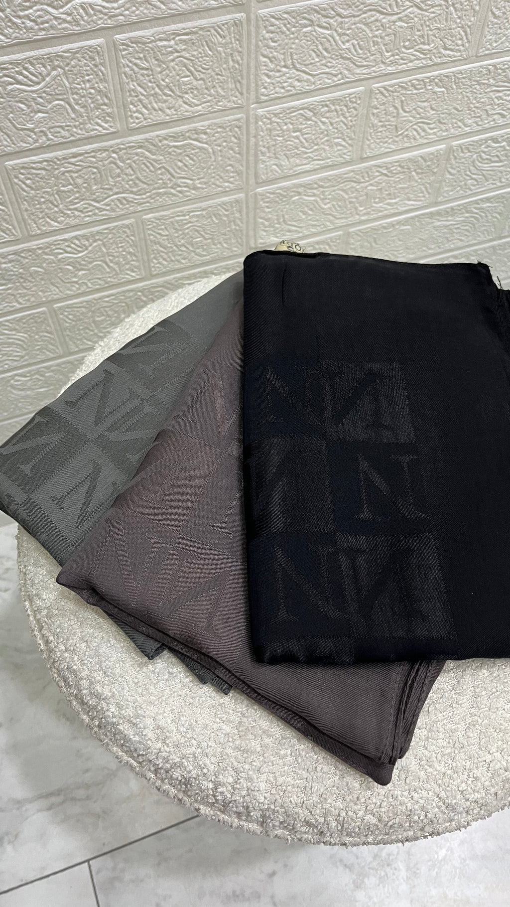 Noura Scarf Naia Şal Füme