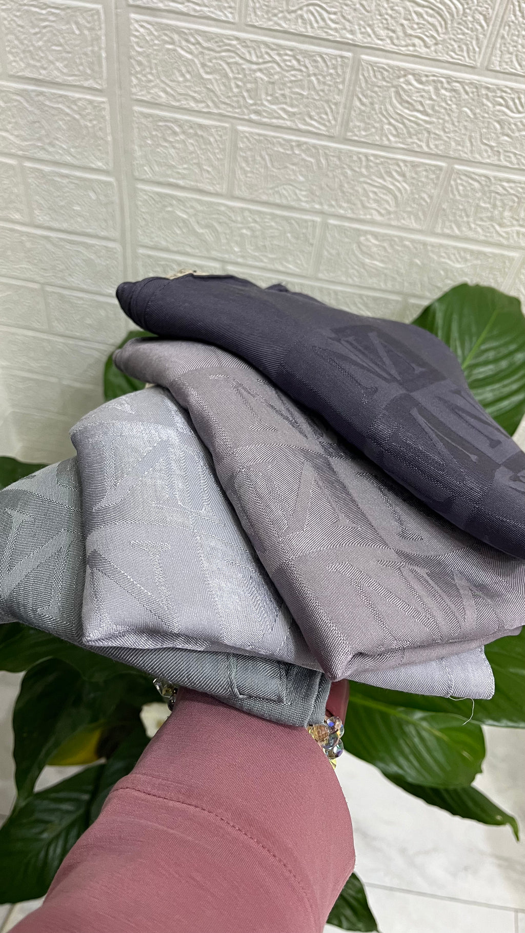 Noura Scarf Naia Şal Koyu Gümüş