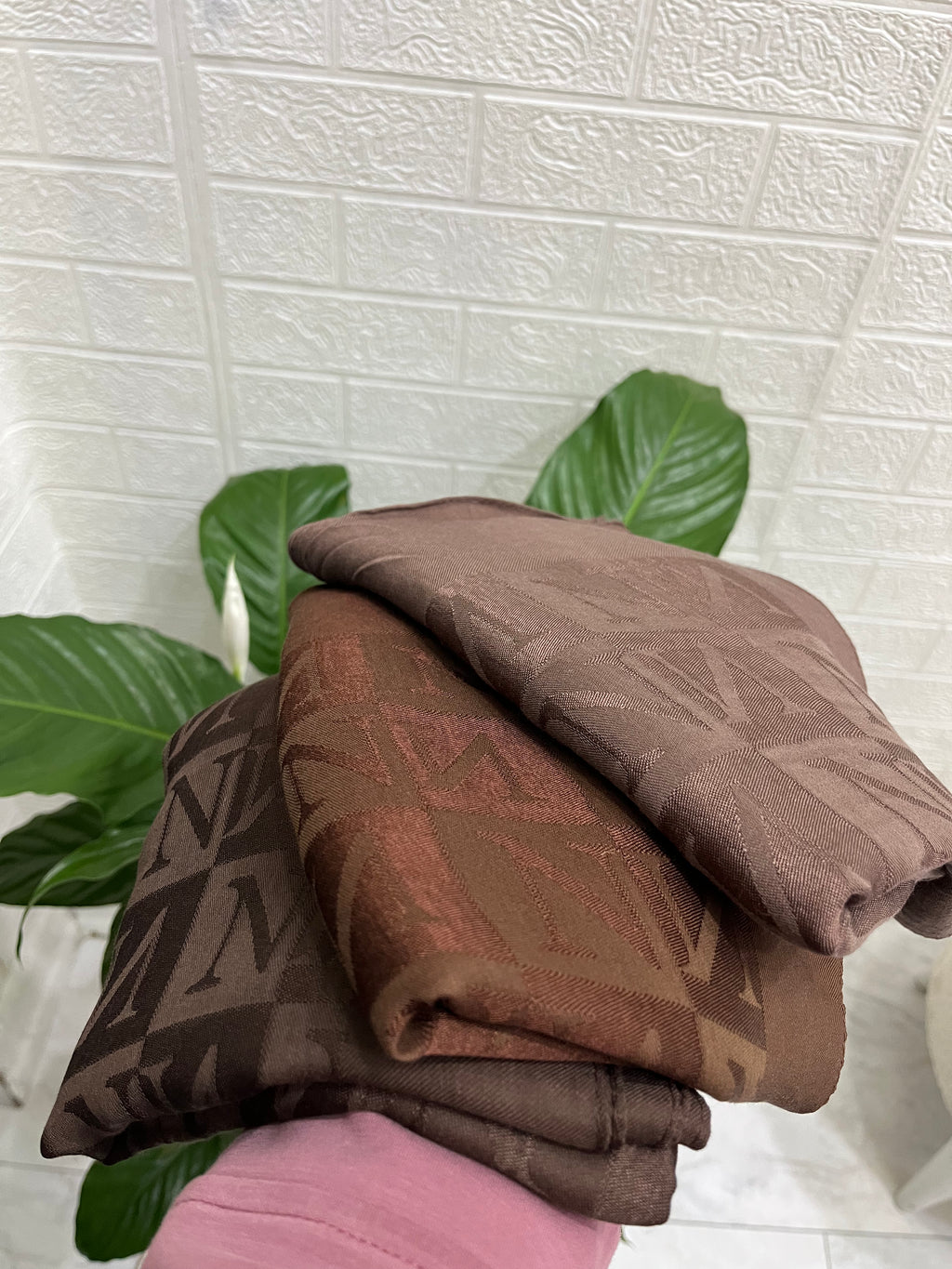 Noura Scarf Naia Şal Çikolata