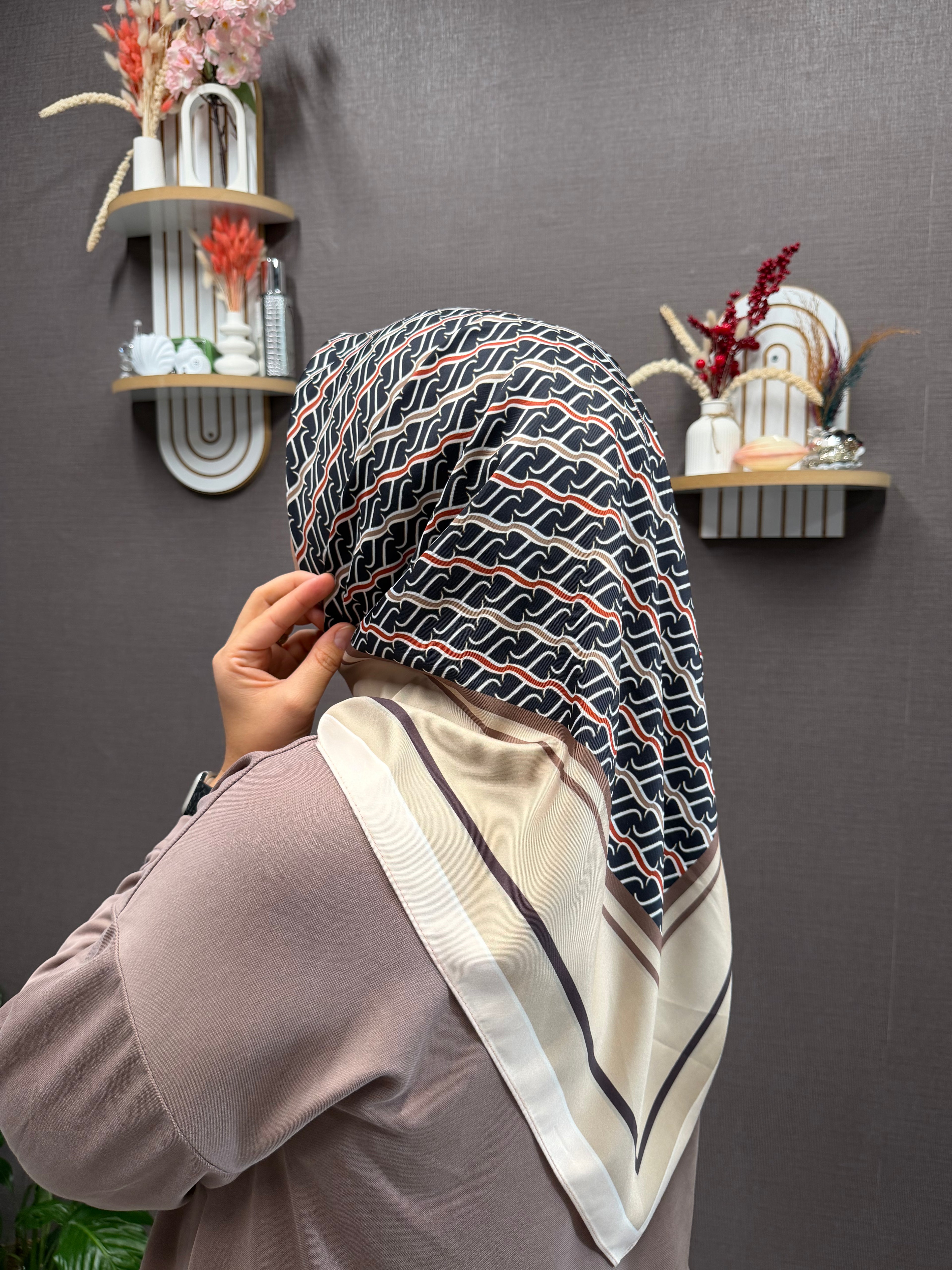 İthal Çift Taraflı Twill Eşarp Siyah-Taba