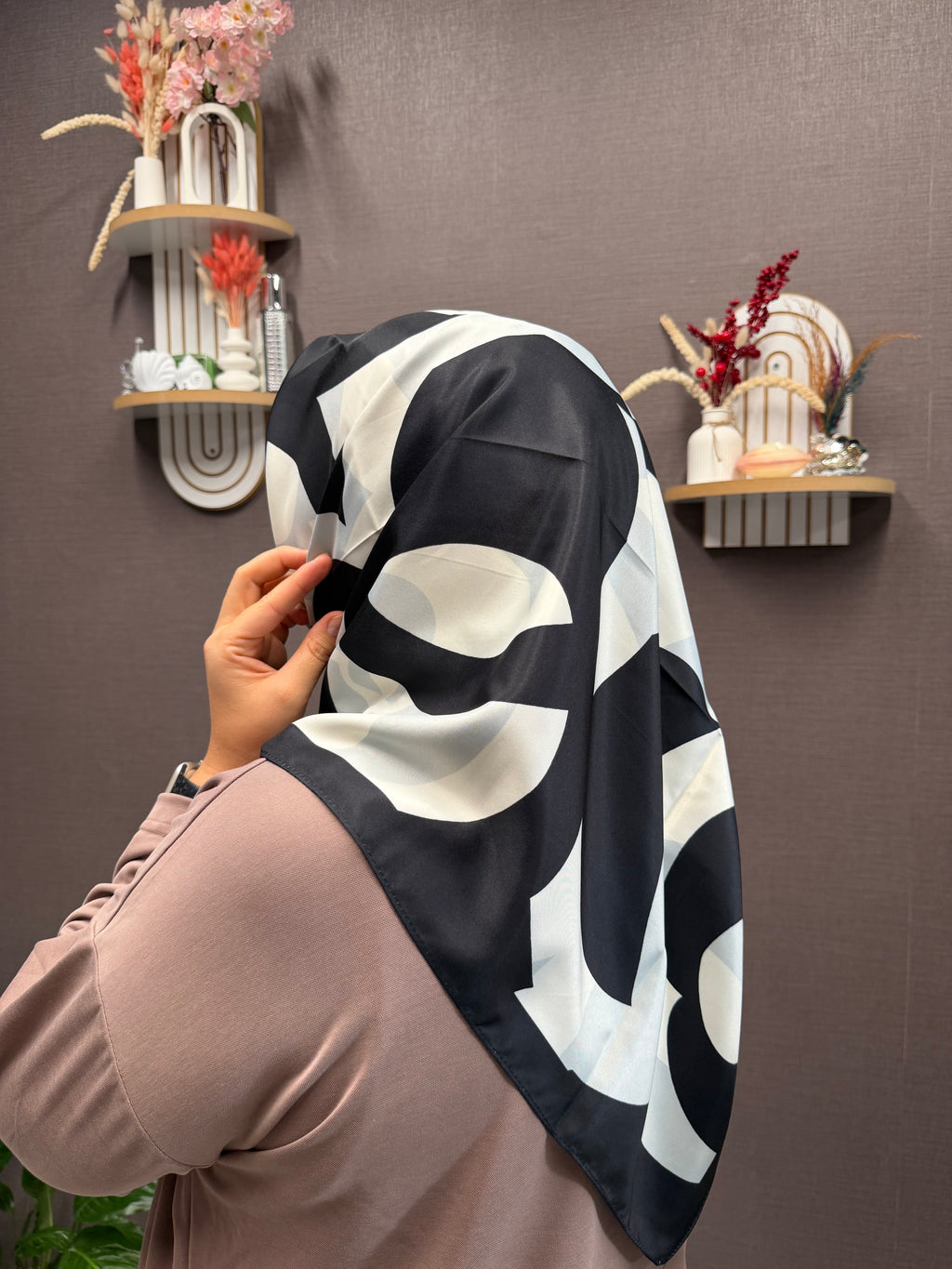İthal Çift Taraflı Twill Eşarp Siyah-Laci