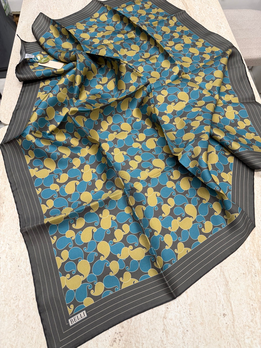 Belli Twill İpek Eşarp Füme