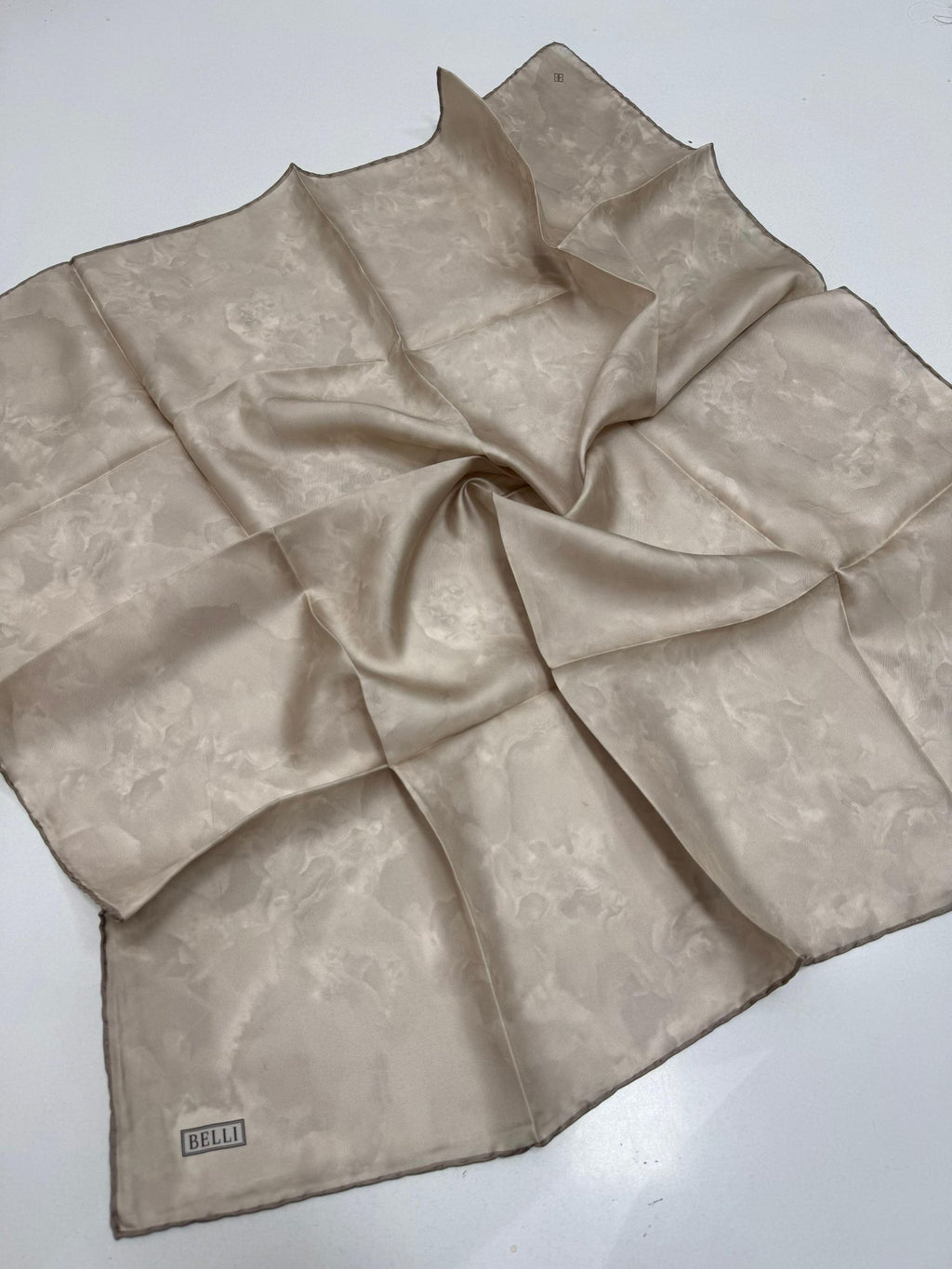 Belli'27 Kış Twill İpek Eşarp Koyu Bej