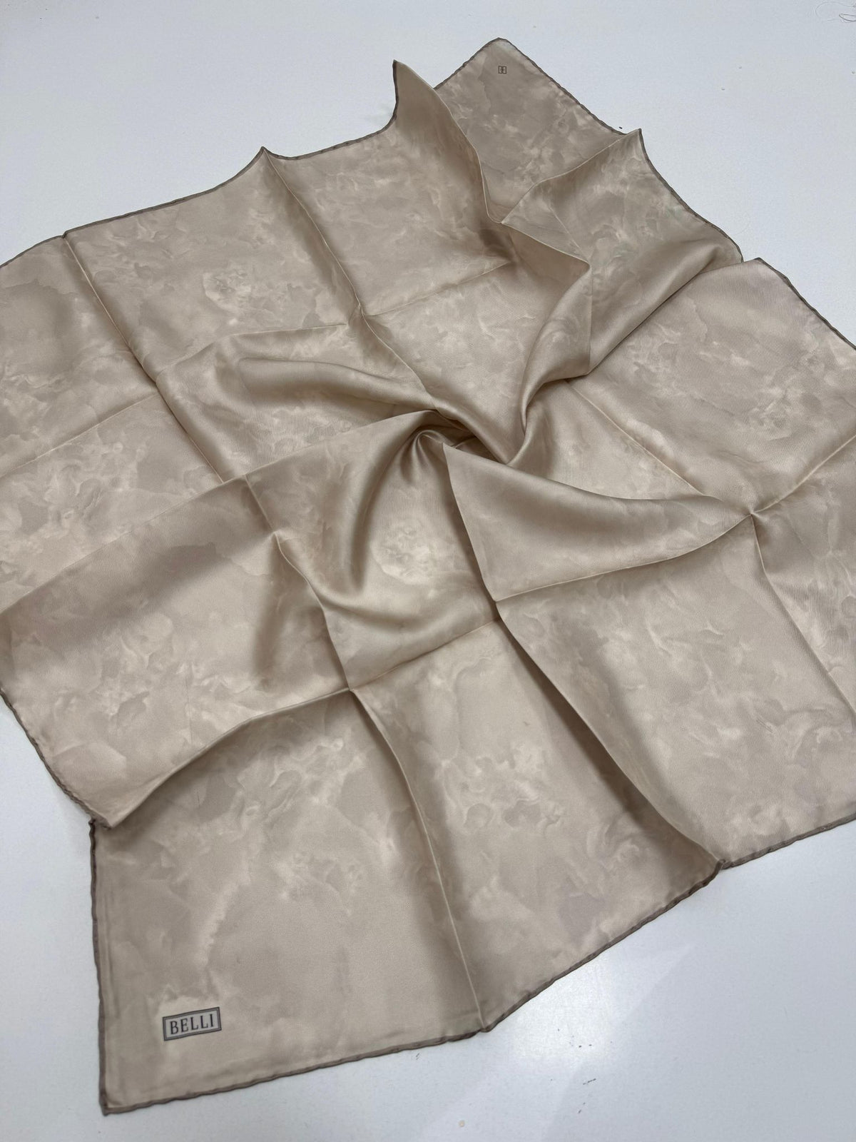 Belli'27 Kış Twill İpek Eşarp Koyu Bej