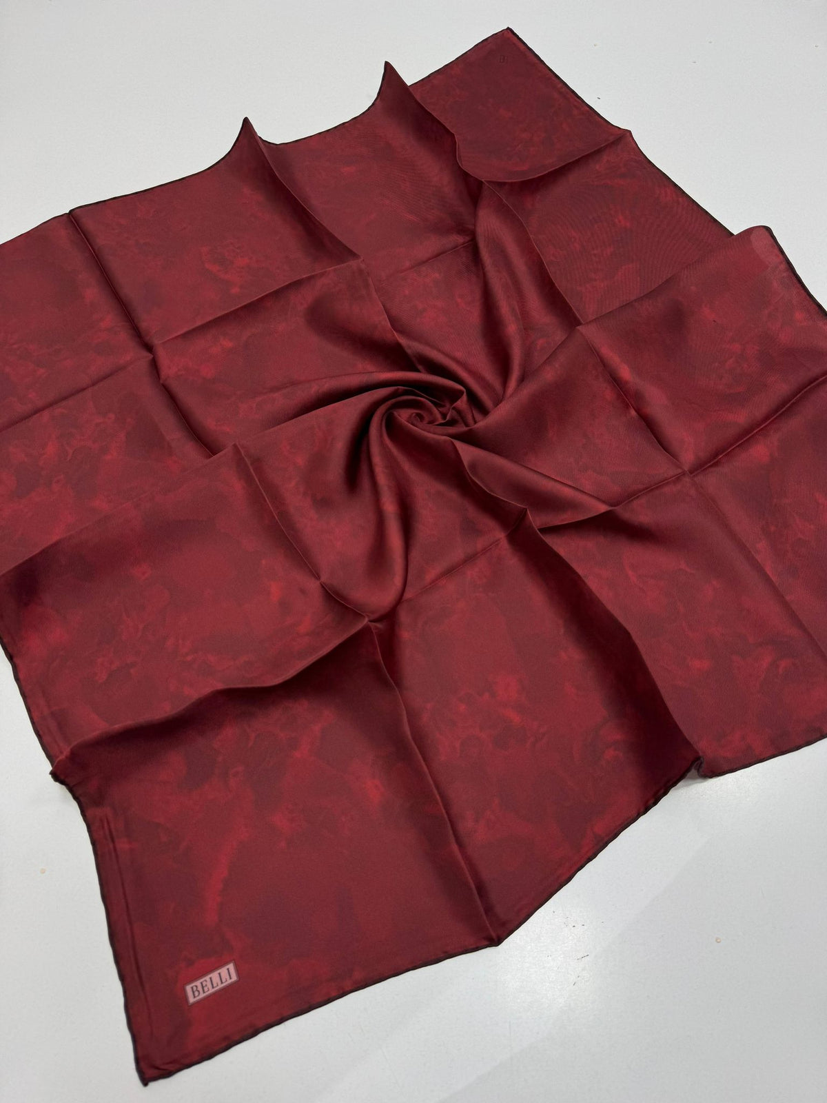 Belli'27 Kış Twill İpek Eşarp Vişne