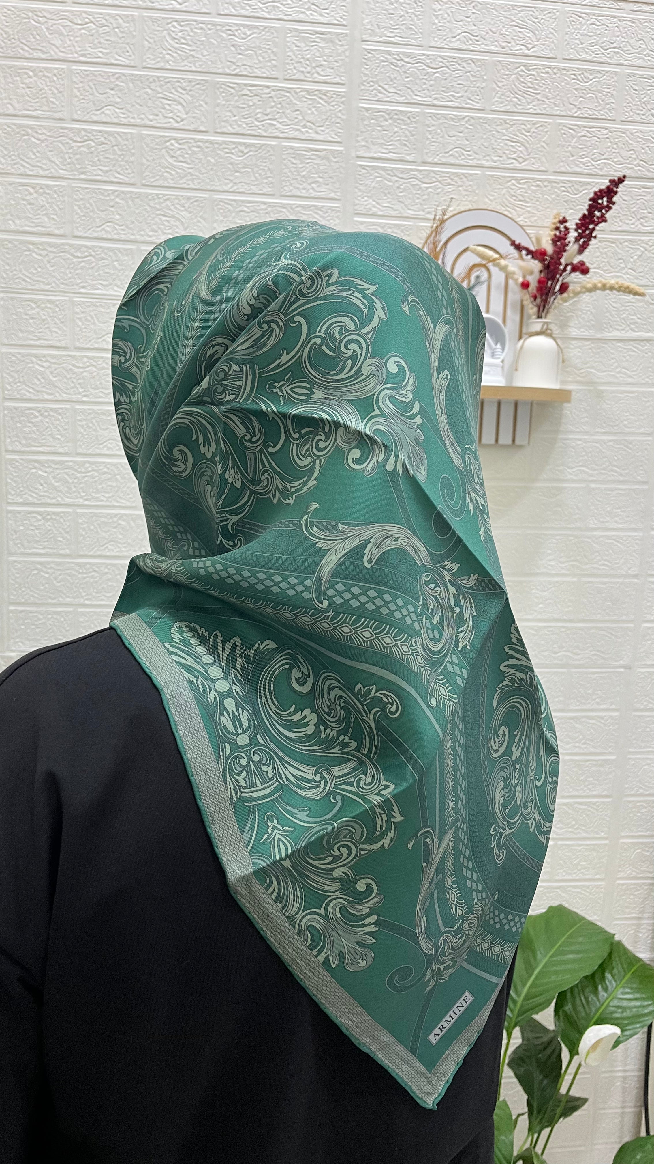 Armine'26 Twill İpek Yaz Sezonu Yosun