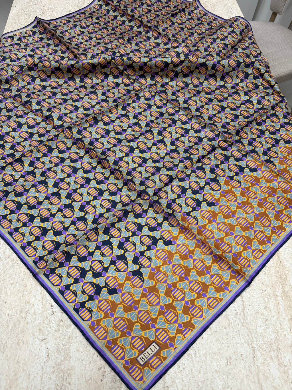 Belli'27 Kış Twill İpek Eşarp Laci-Taba