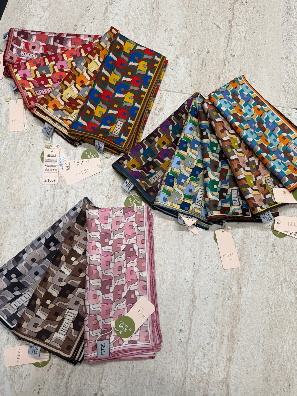 Belli'27 Kış Twill İpek Eşarp Nar Çiçeği