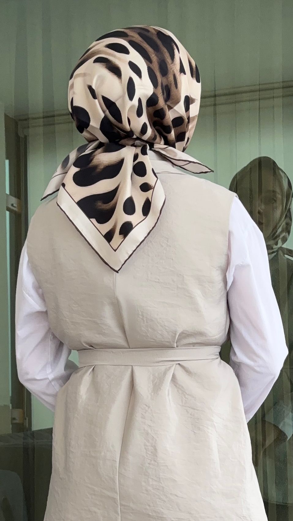 Armine 2025 Yaz sezonu Twill İpek Eşarp Leopar Camel