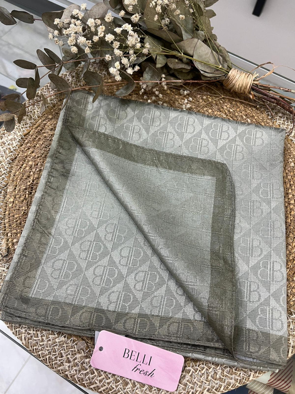 Monogram Eşarp Yaprak