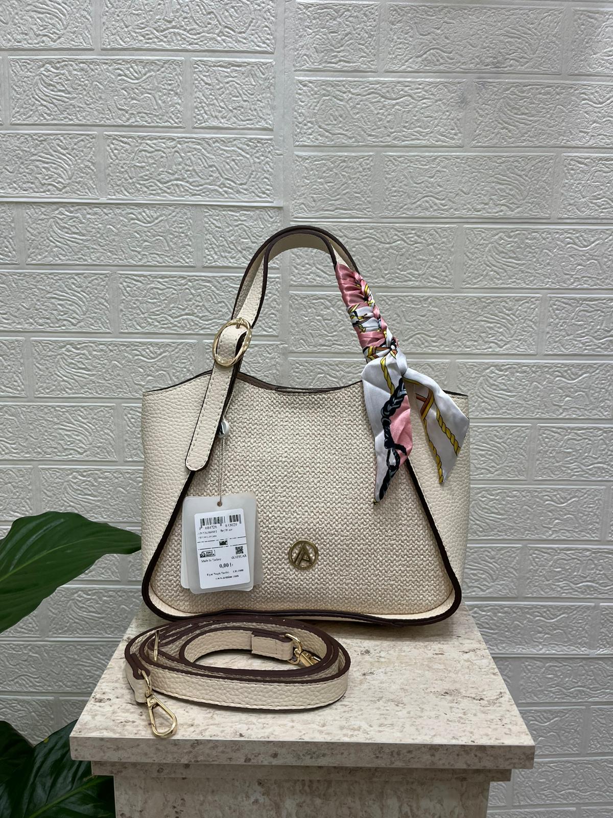 Armine Çanta Hasır Görünümlü Vanilya