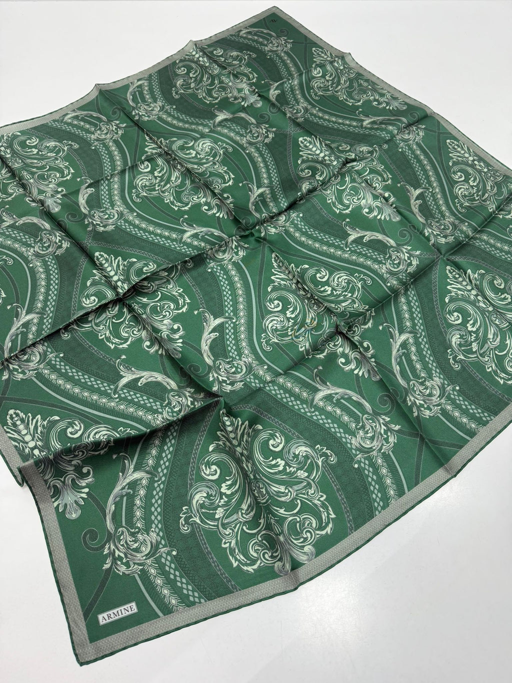 Armine'26 Twill İpek Yaz Sezonu Yosun