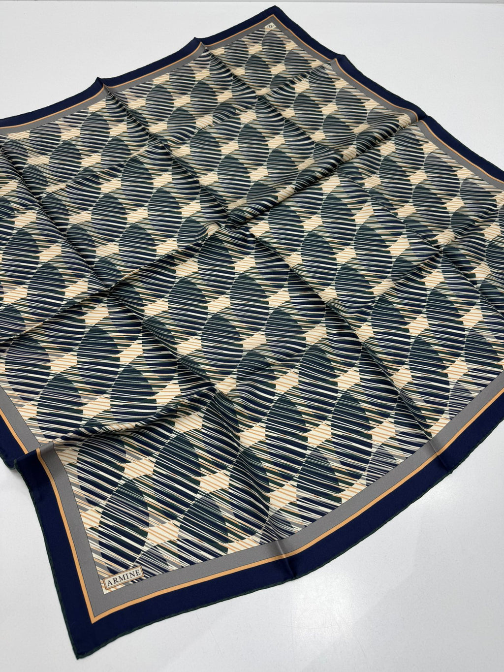 Armine'26 Twill İpek Yaz Sezonu Laci-Yeşil