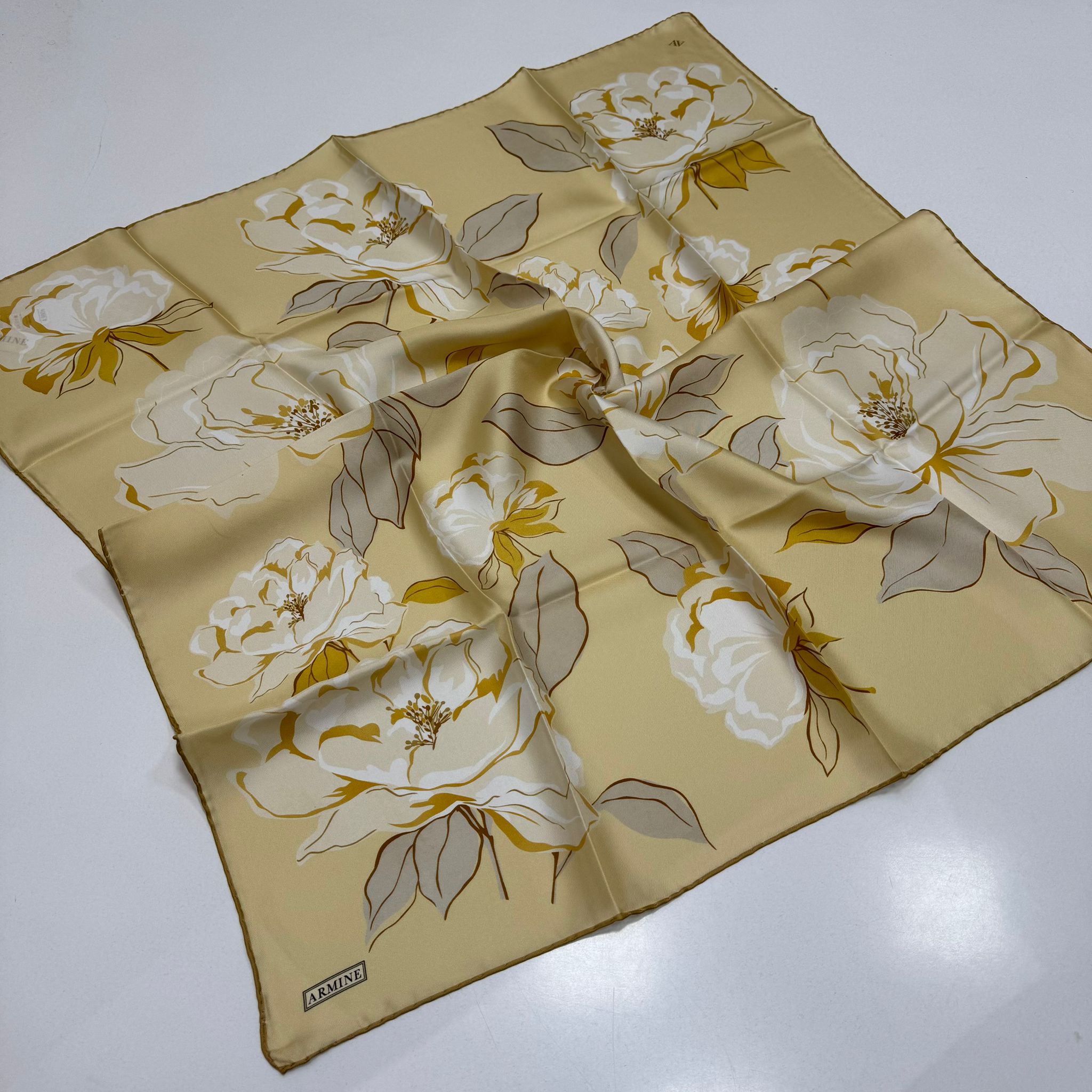 Armine'26 Sura İpek Yaz Sezonu Tatlı Sarı