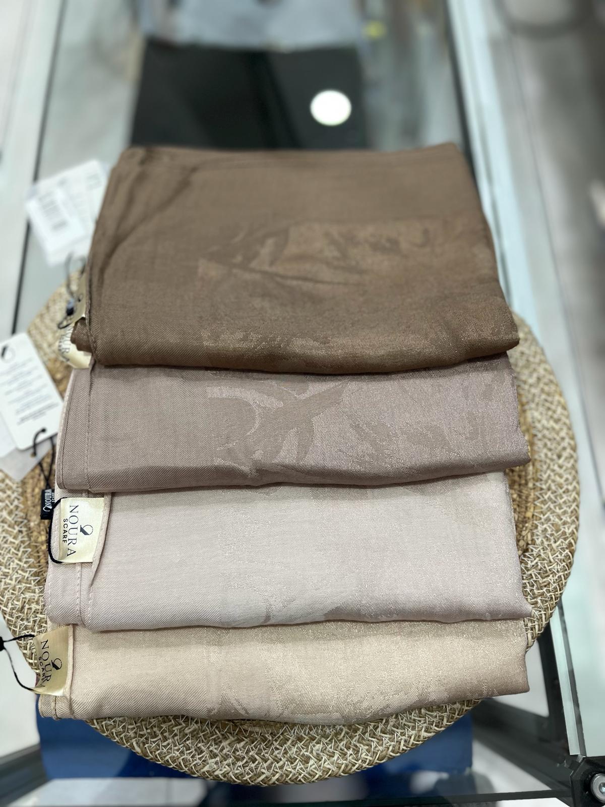 Noura Scarf Pırlanta Şal Taş
