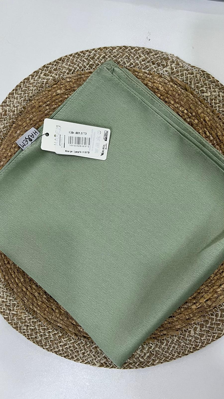 Kraliçe Eşarp Mint V-51