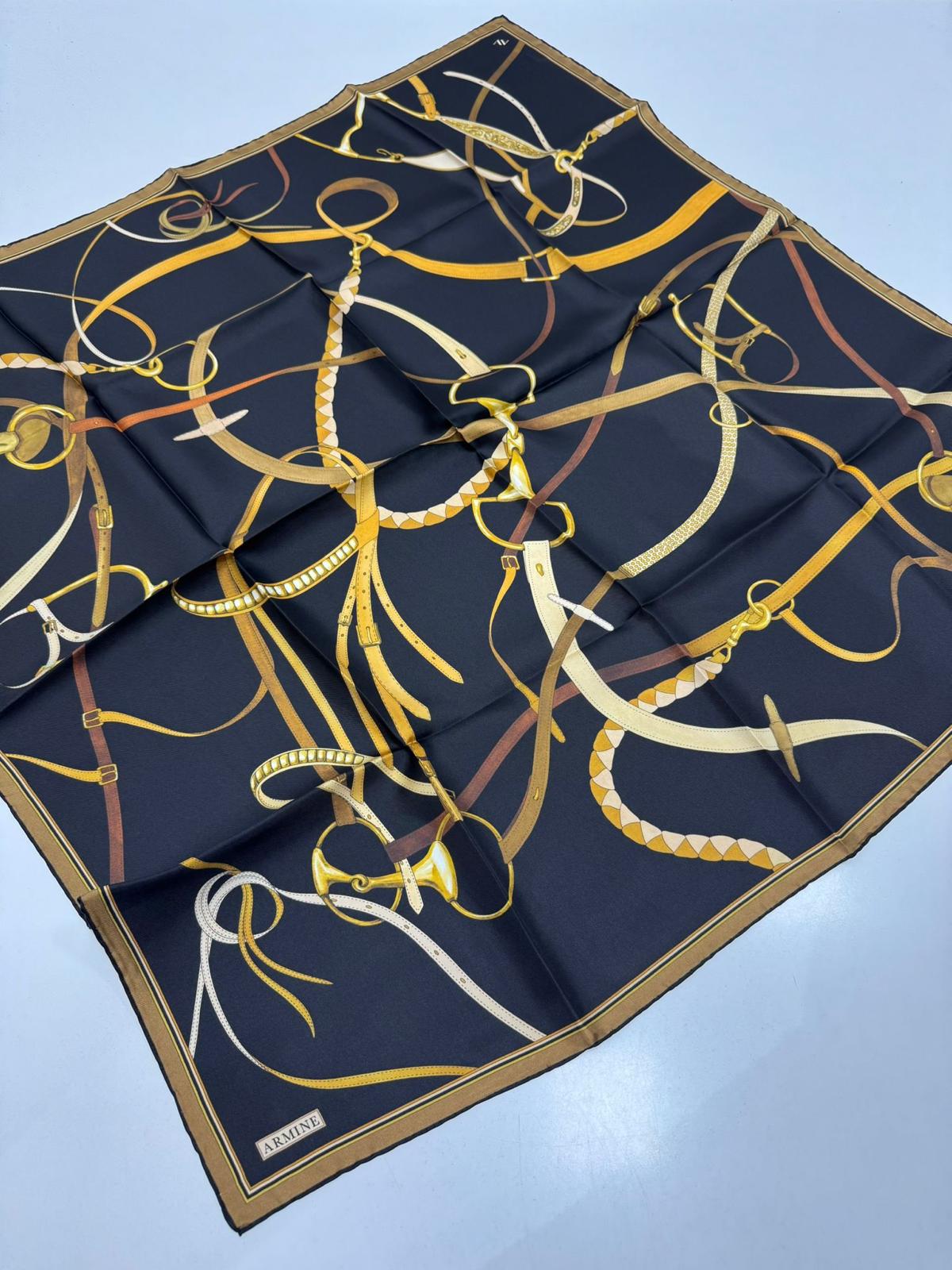 Armine'26 Sura İpek Yaz Sezonu Gold