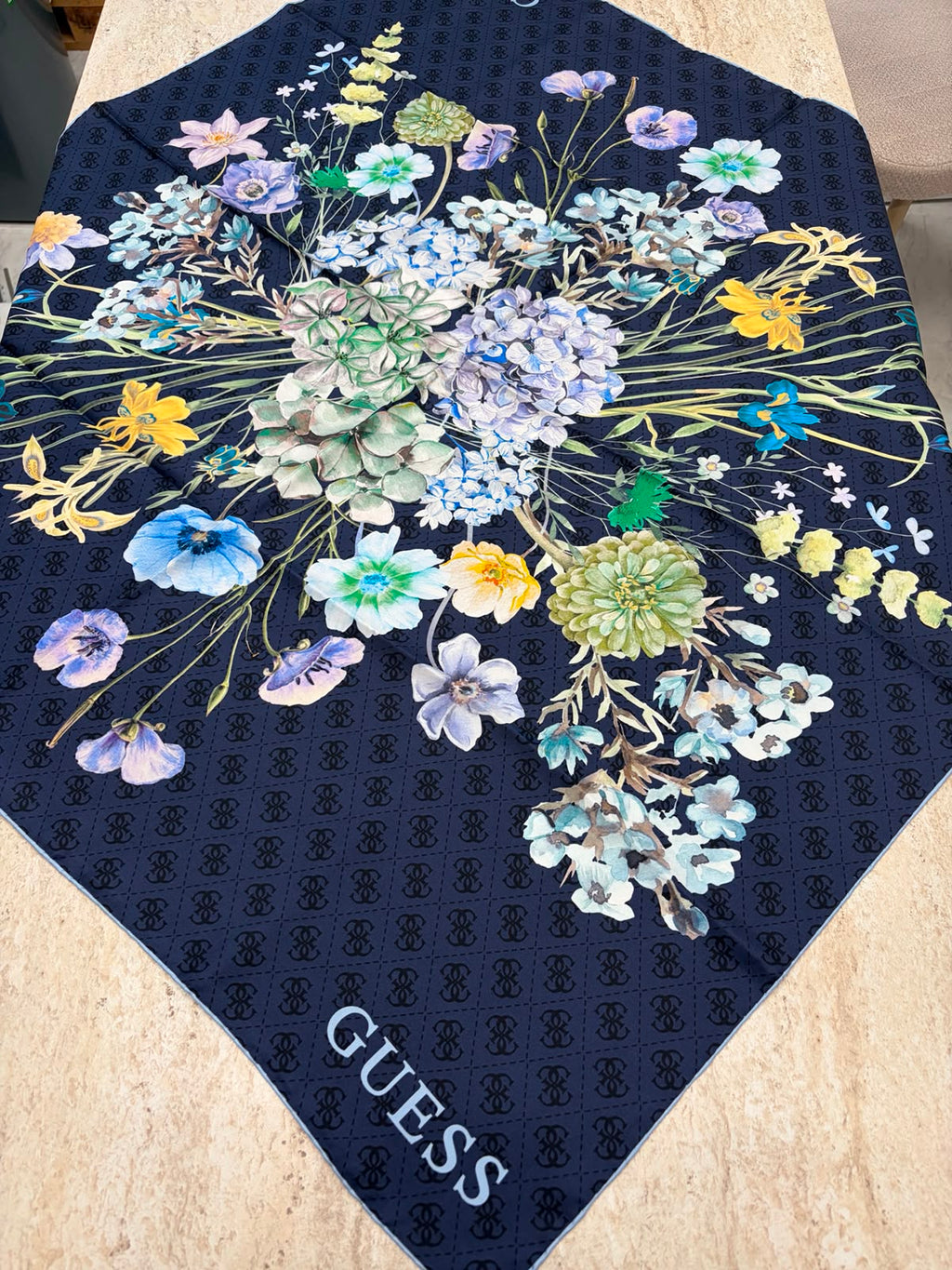 Twill İpek Eşarp Lacivert Çiçek