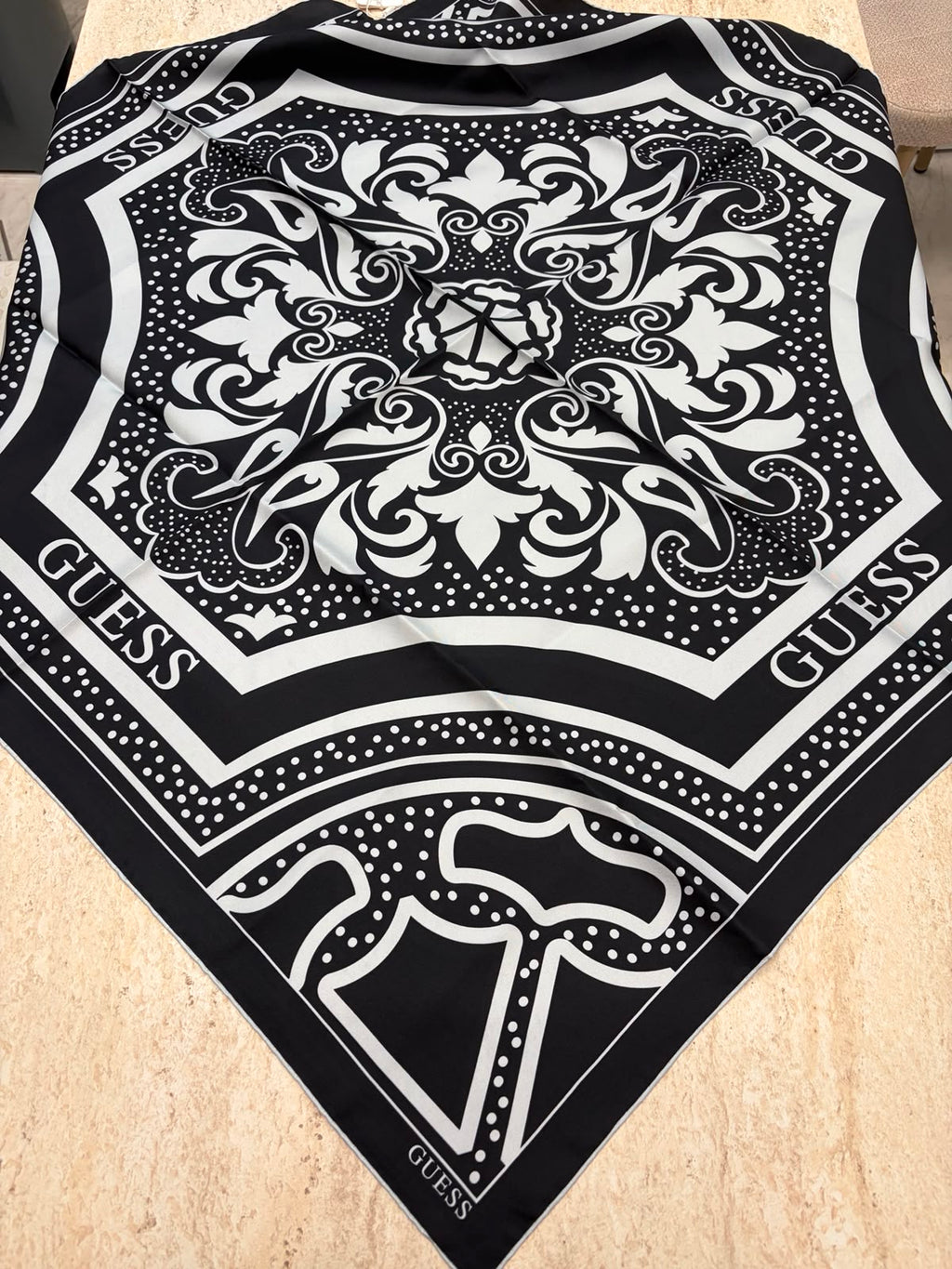 Twill İpek Eşarp Siyah-Beyaz