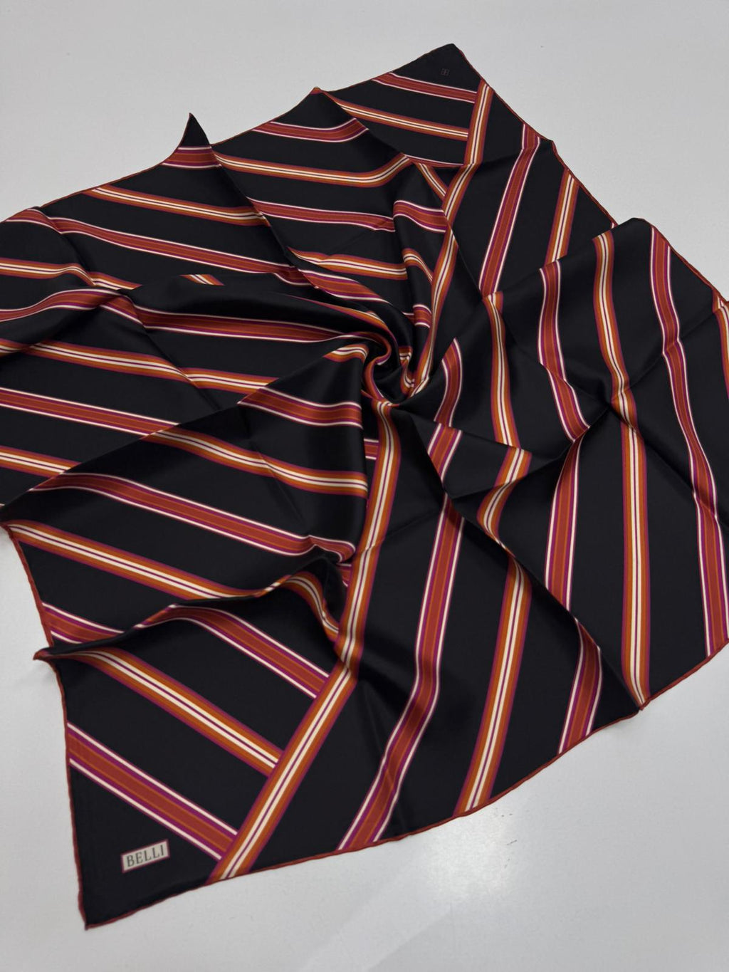 Belli'27 Kış Twill İpek Eşarp Siyah
