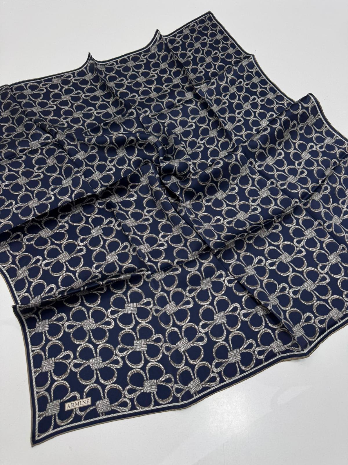Armine '27 Kış Sezonu Twill İpek Lacivert